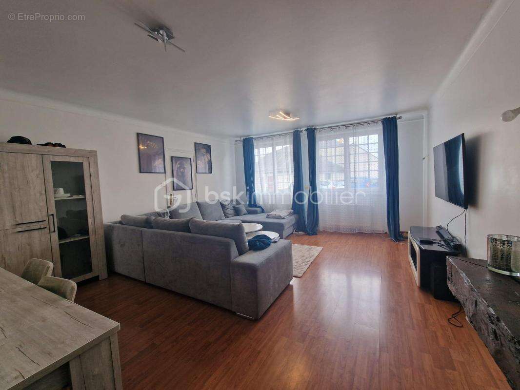 Maison à LOUVIGNE-DE-BAIS