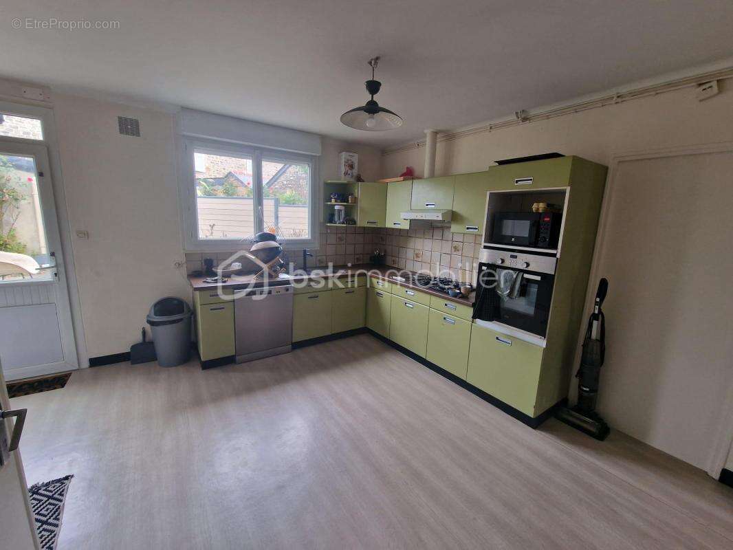 Maison à LOUVIGNE-DE-BAIS