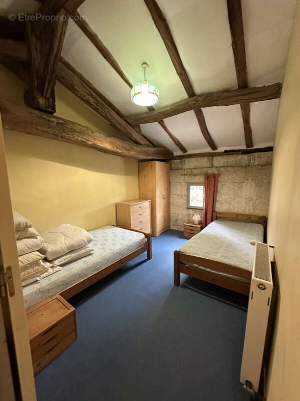 Maison à LA ROCHE-CHALAIS