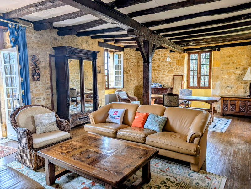 Maison à SAINT-POMPONT