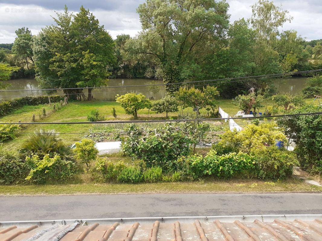 Maison à LUCHE-PRINGE