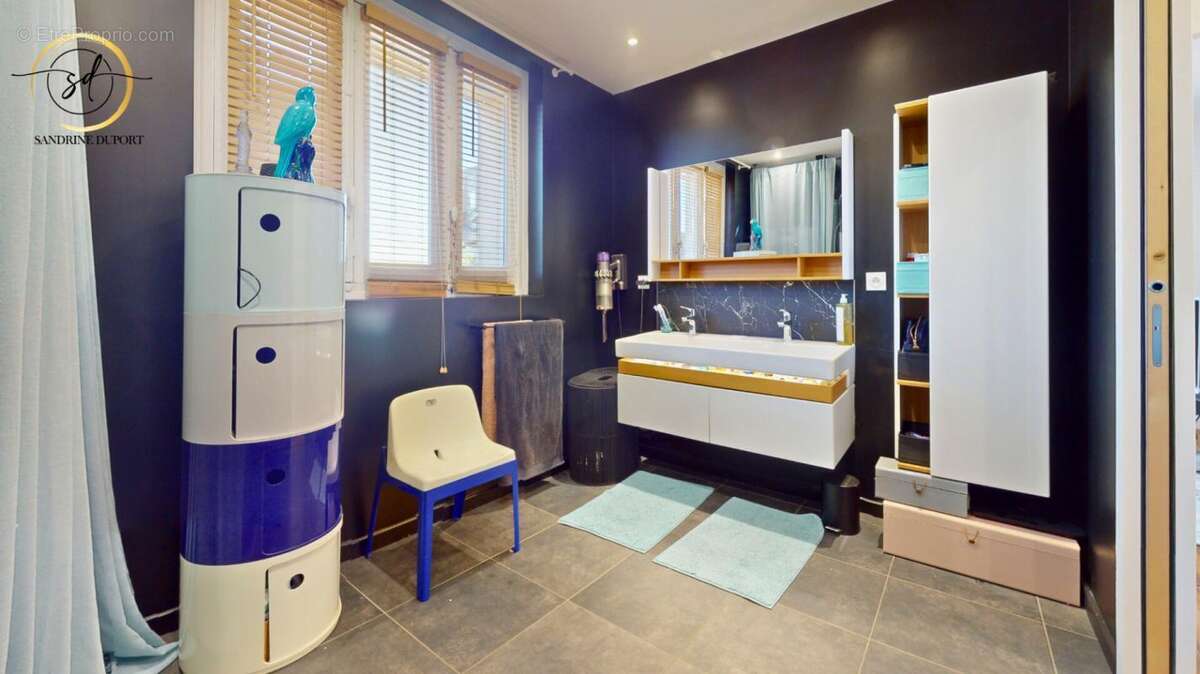 Maison à LABASTIDE-D&#039;ANJOU