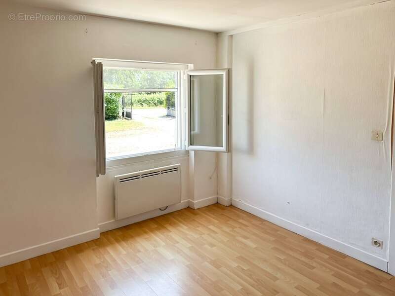 Maison à VILLEFRANCHE-D&#039;ALLIER