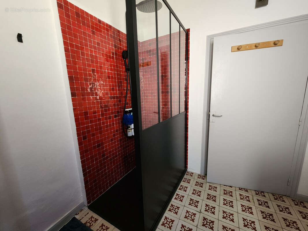 Maison à CADEROUSSE