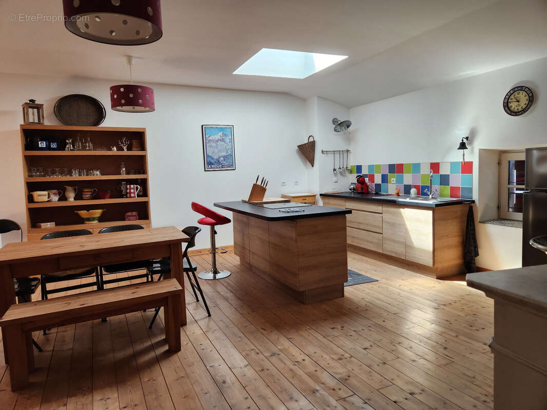 Maison à CADEROUSSE