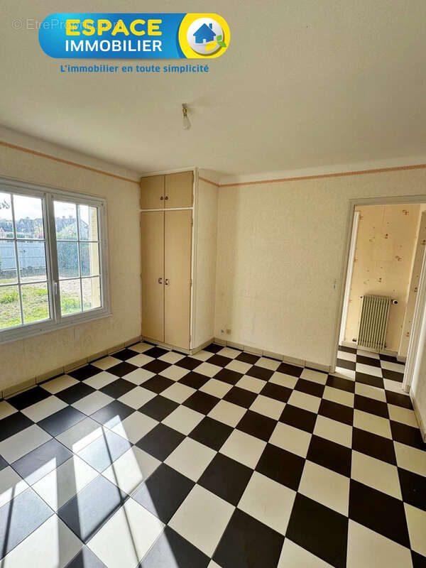 Maison à CHATEAUNEUF-SUR-LOIRE