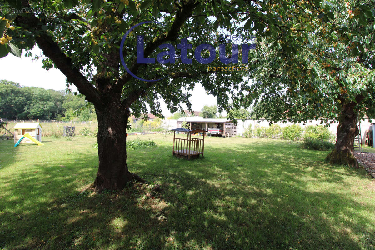 Maison à MESNIL-SUR-L&#039;ESTREE