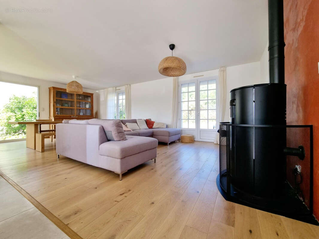 Maison à SAINT-LUMINE-DE-COUTAIS