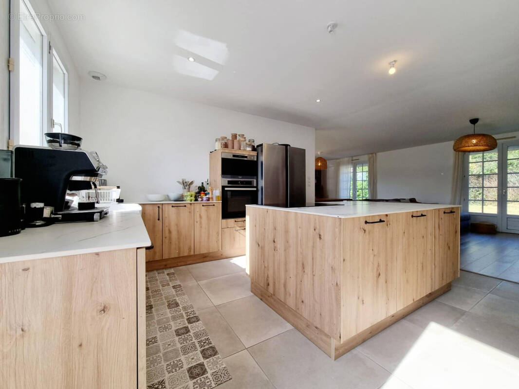 Maison à SAINT-LUMINE-DE-COUTAIS