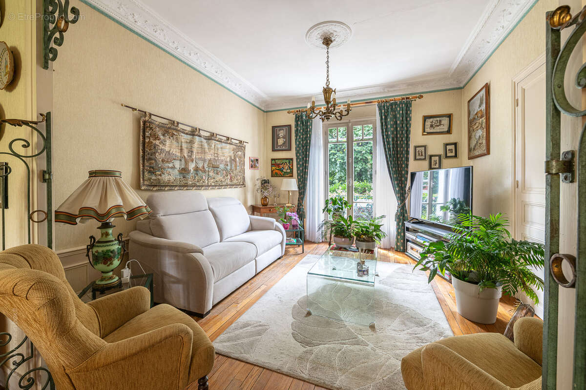 Maison à JOINVILLE-LE-PONT