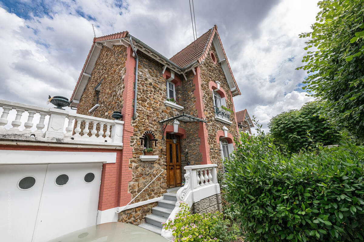 Maison à JOINVILLE-LE-PONT