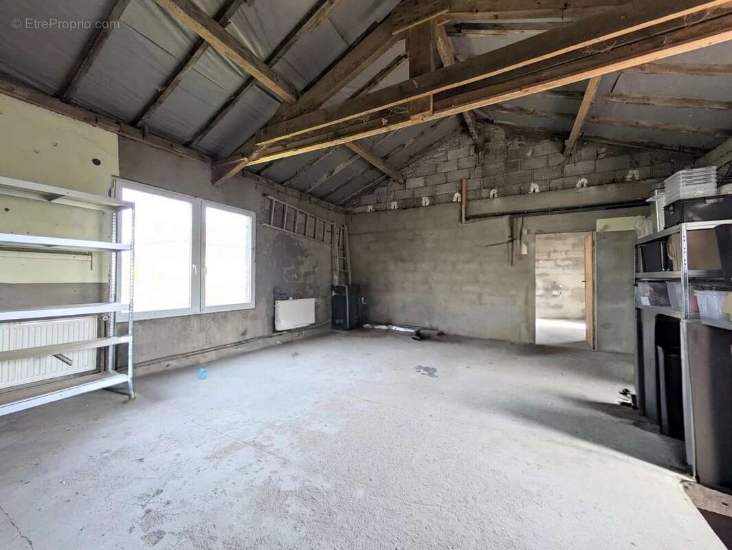 Maison à MERCY-LE-BAS