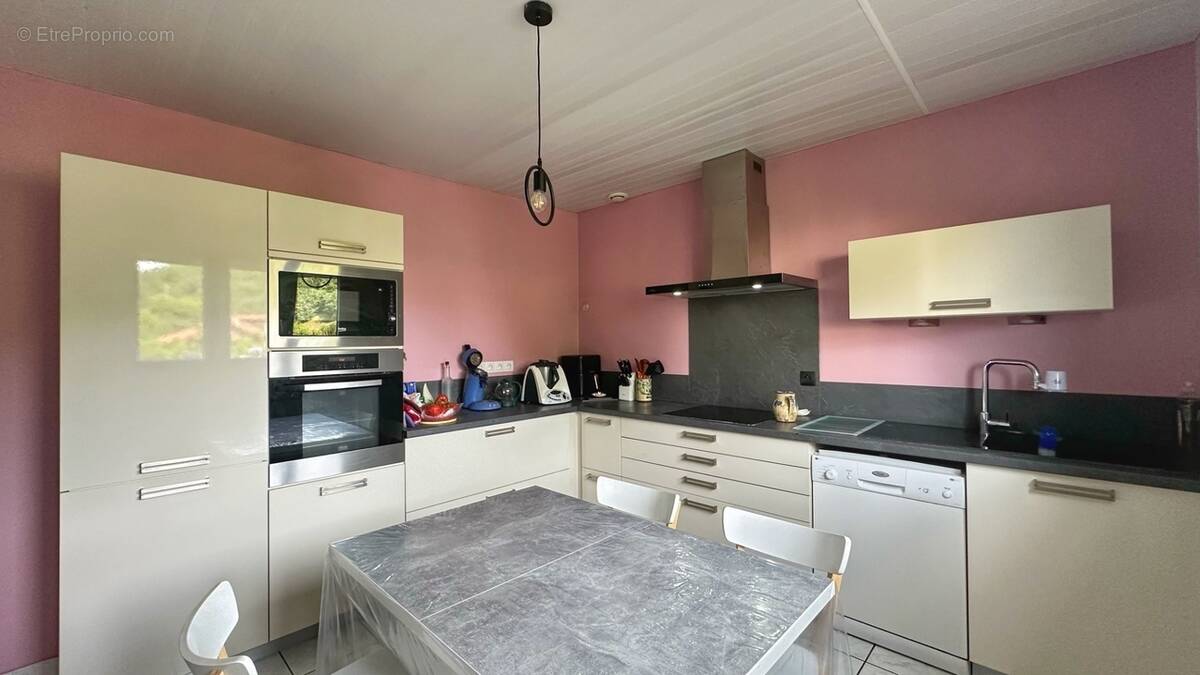 Maison à CHARAVINES