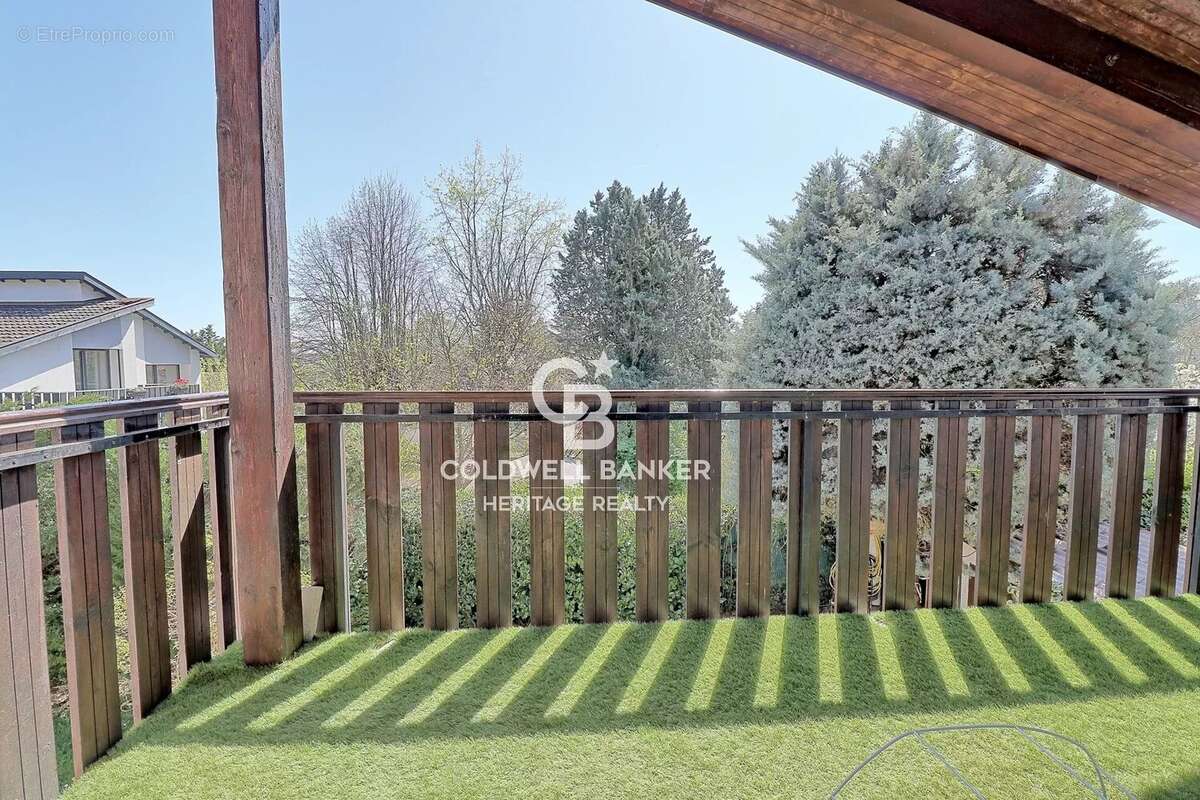 Maison à SAINTE-FOY-LES-LYON