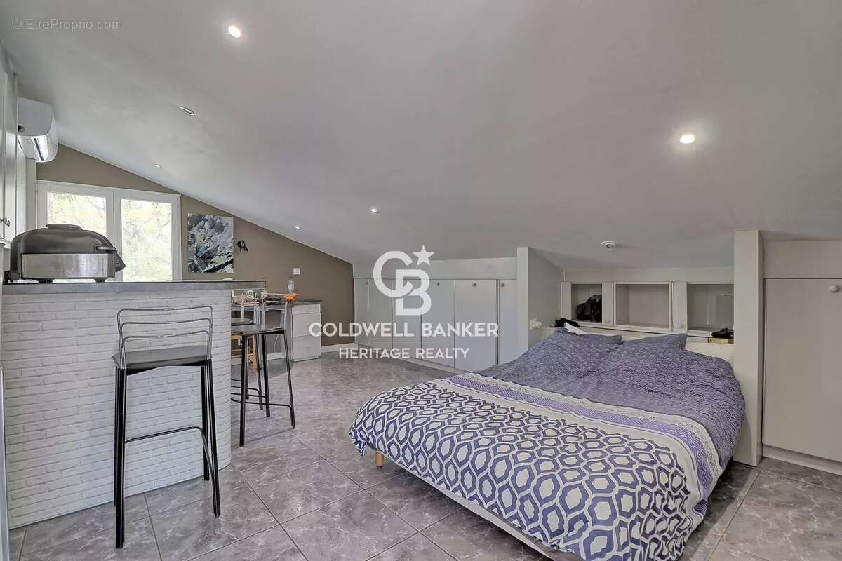 Maison à SAINTE-FOY-LES-LYON