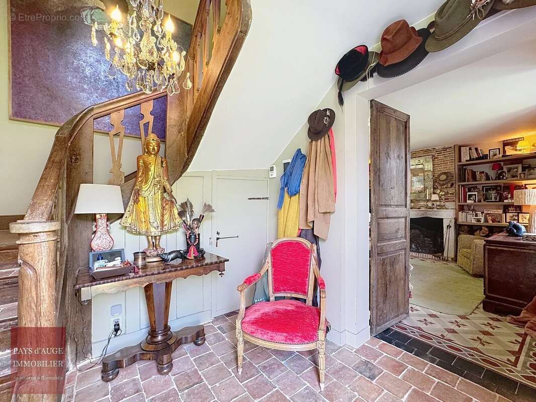 Maison à SAINT-MARTIN-DE-LA-LIEUE