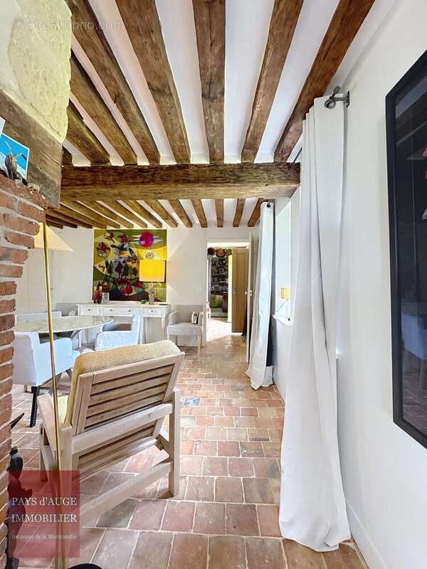 Maison à SAINT-MARTIN-DE-LA-LIEUE