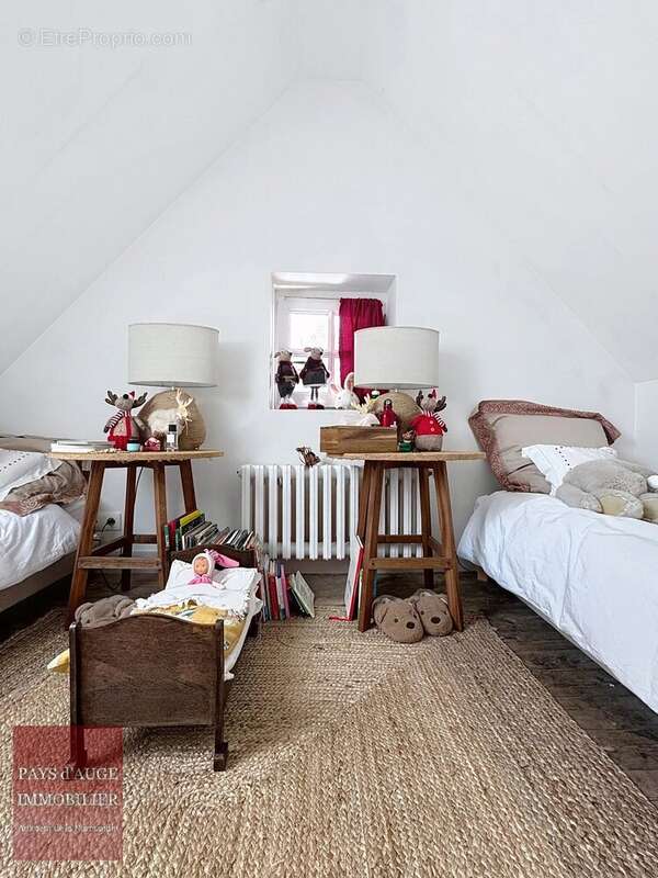 Maison à SAINT-MARTIN-DE-LA-LIEUE