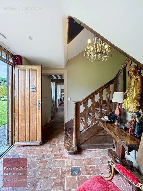 Maison à SAINT-MARTIN-DE-LA-LIEUE