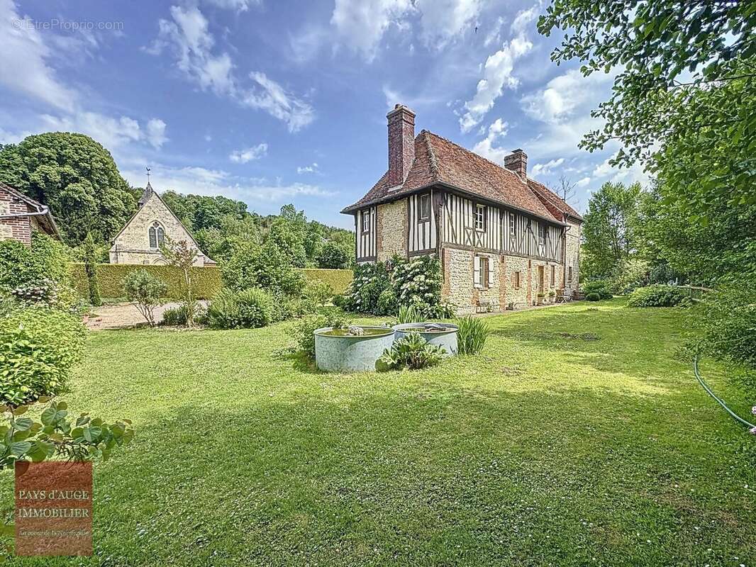 Maison à SAINT-MARTIN-DE-LA-LIEUE