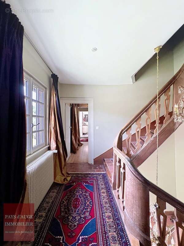 Maison à SAINT-MARTIN-DE-LA-LIEUE