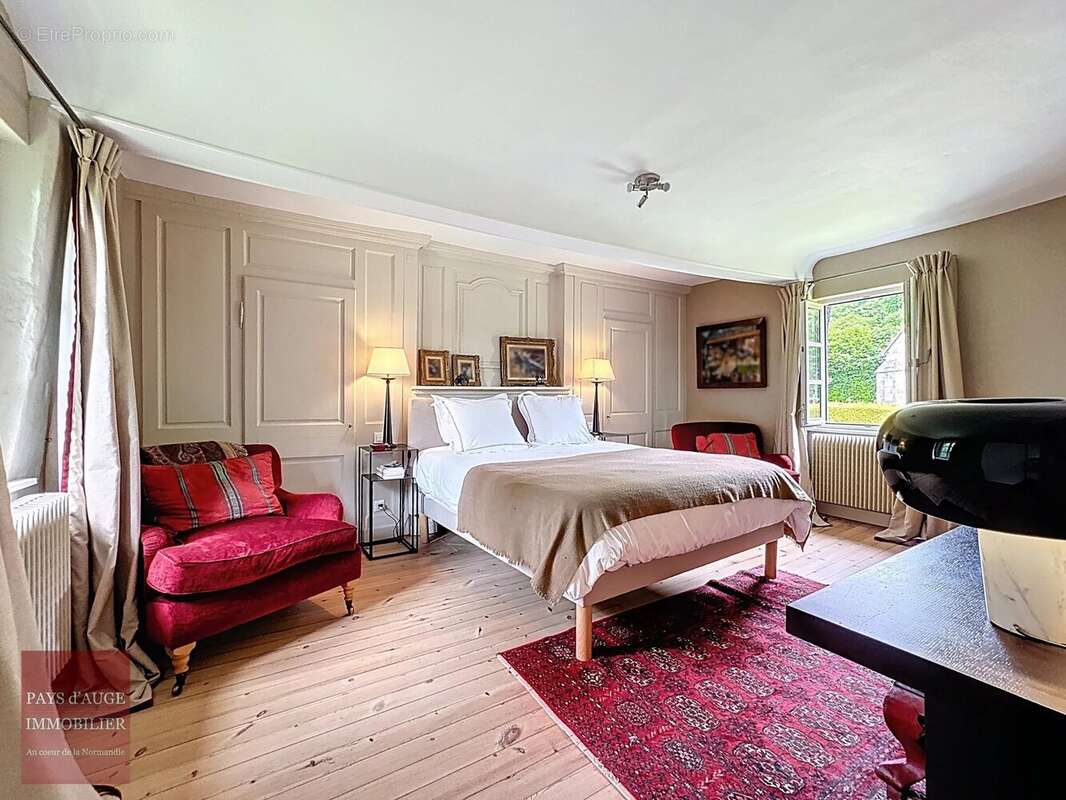 Maison à SAINT-MARTIN-DE-LA-LIEUE