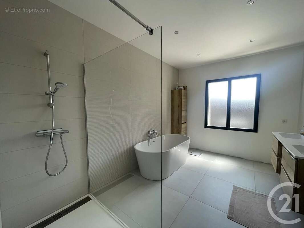 Maison à NOTRE-DAME-DE-MONTS