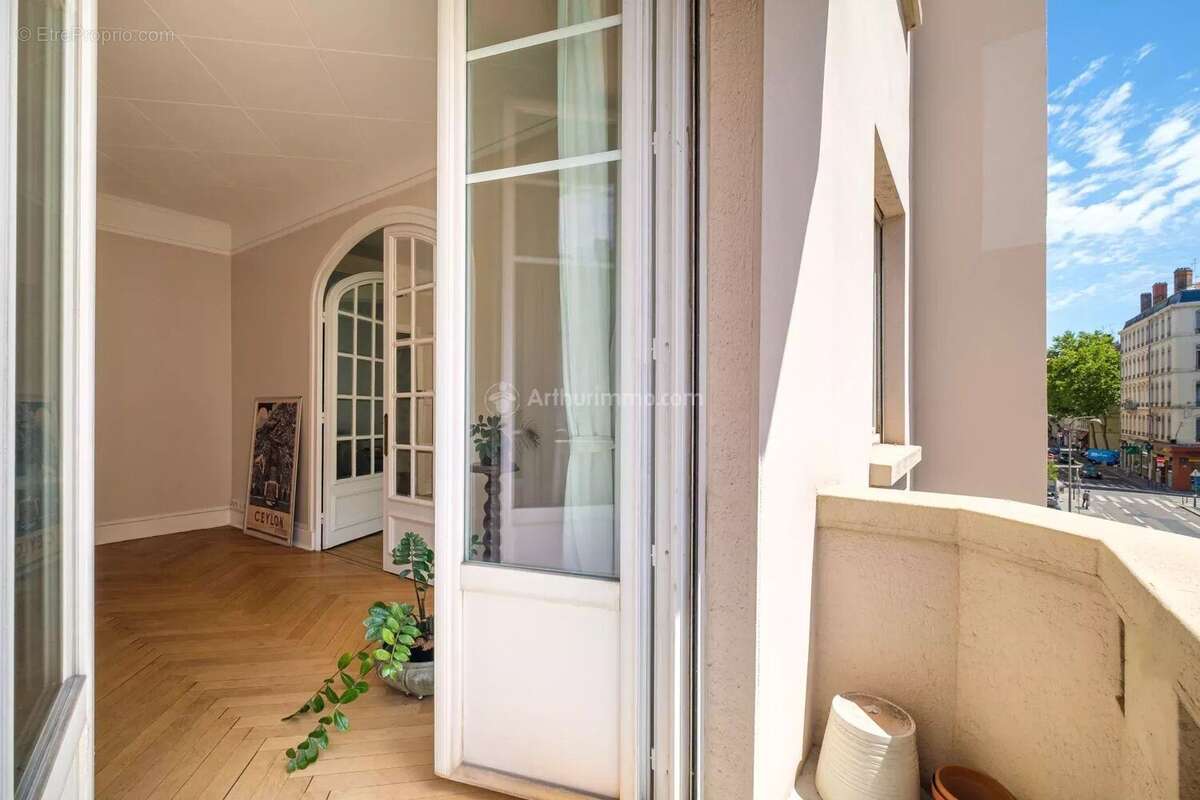 Appartement à LYON-6E