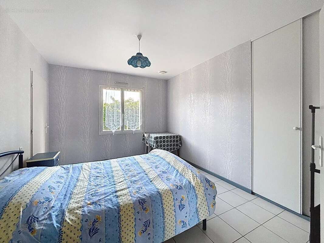 Maison à PARENTIS-EN-BORN