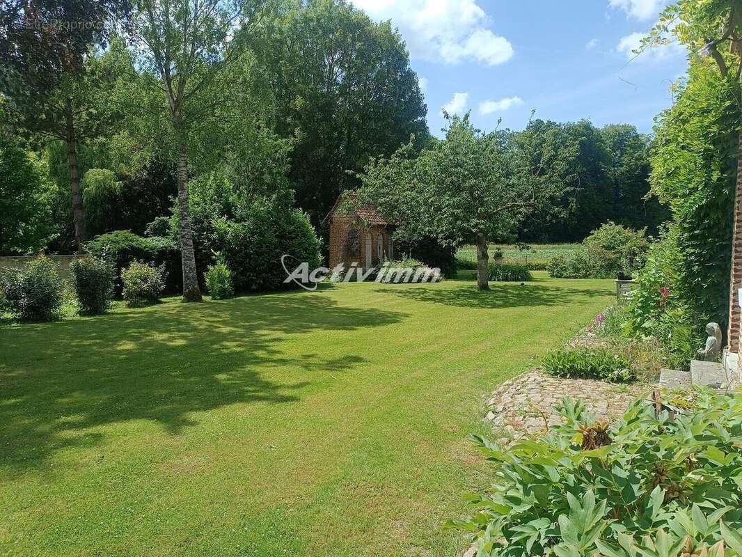 4252 15 - Maison à HESDIN