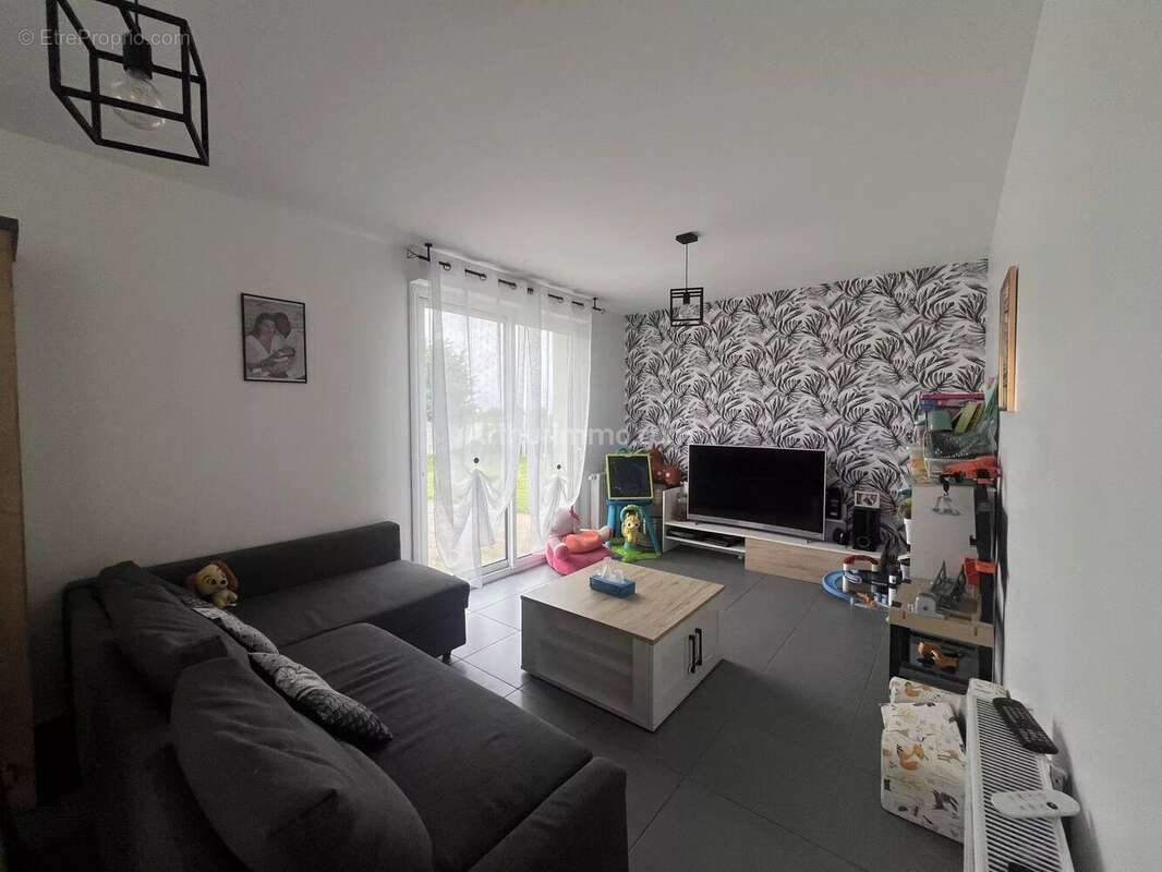 Maison à SAINT-CARNE