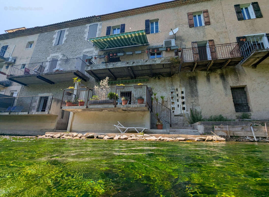 Maison à SAUMANE-DE-VAUCLUSE