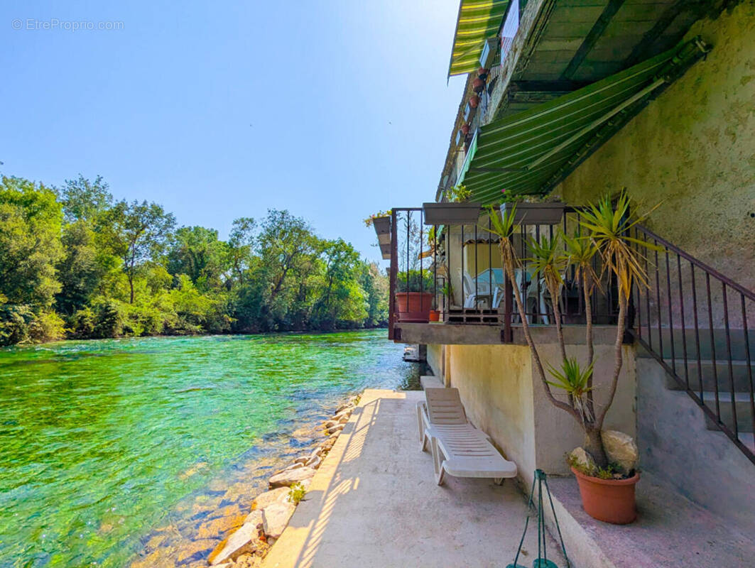 Maison à SAUMANE-DE-VAUCLUSE
