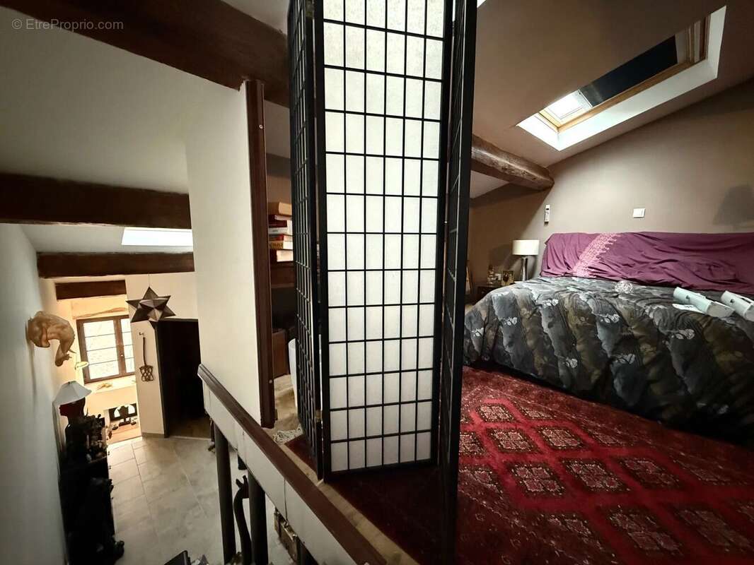 Appartement à LA VACQUERIE-ET-SAINT-MARTIN-DE-CASTRIES