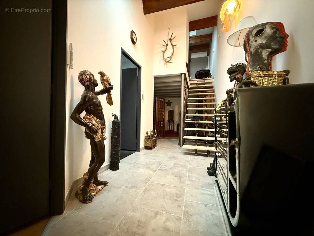 Appartement à LA VACQUERIE-ET-SAINT-MARTIN-DE-CASTRIES