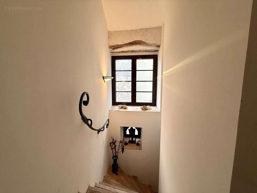 Appartement à LA VACQUERIE-ET-SAINT-MARTIN-DE-CASTRIES