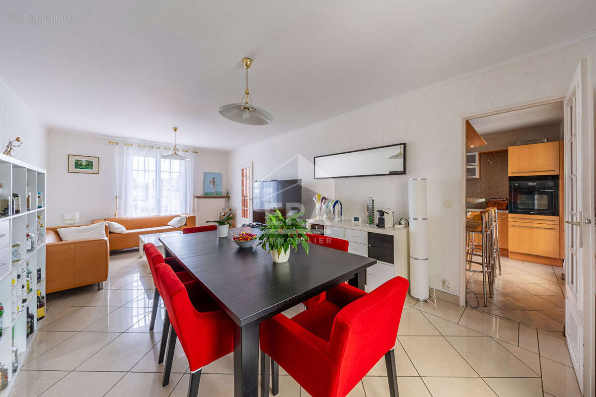 Maison à BALLANCOURT-SUR-ESSONNE