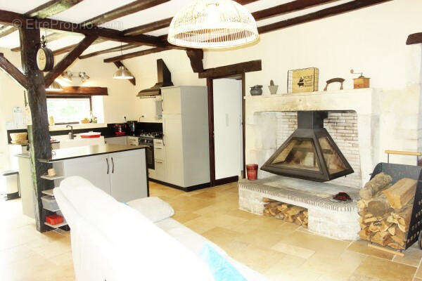 CUISINE - Maison à LIZANT