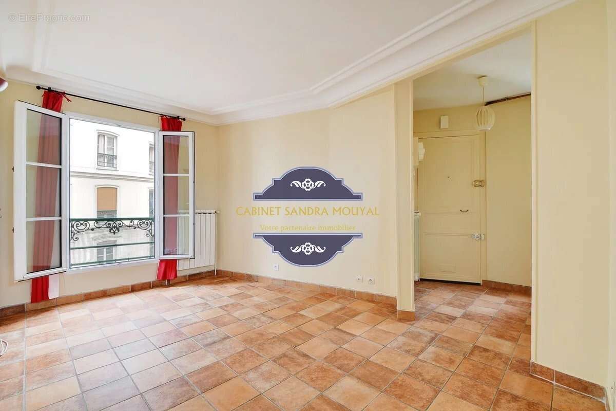 Appartement à PARIS-3E