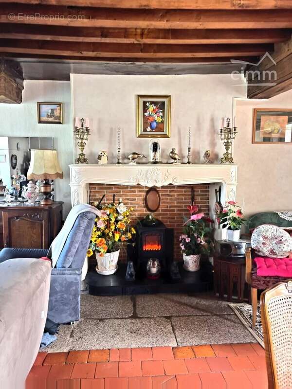 Maison à QUARRE-LES-TOMBES