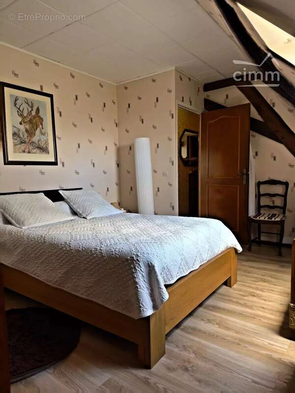 Maison à QUARRE-LES-TOMBES