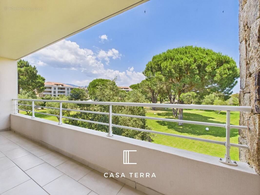 Appartement à PORTO-VECCHIO