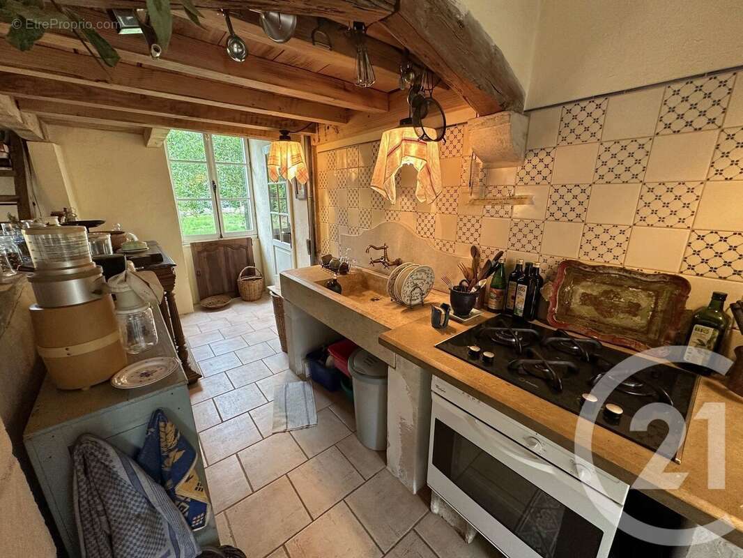 Maison à MOURON-SUR-YONNE