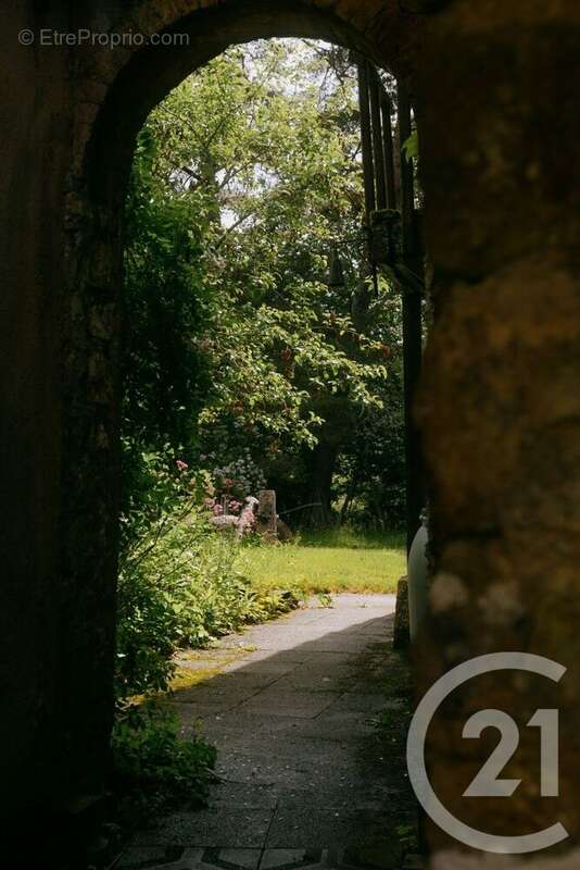 Maison à MOURON-SUR-YONNE
