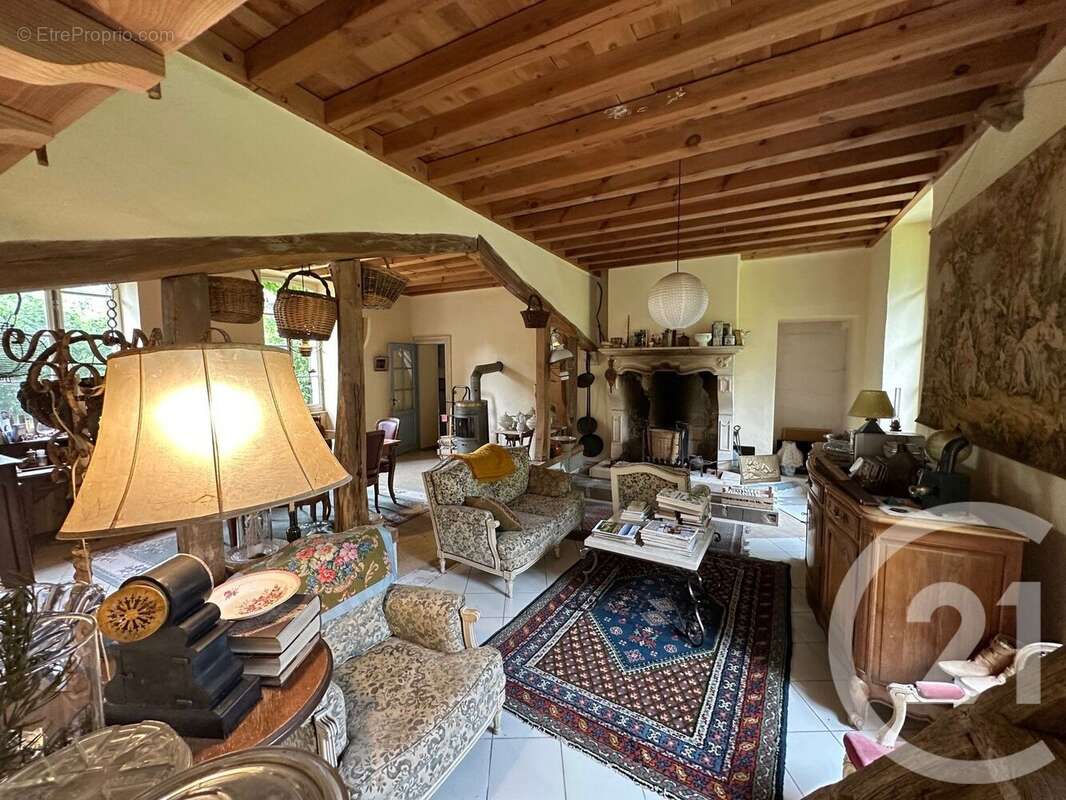 Maison à MOURON-SUR-YONNE