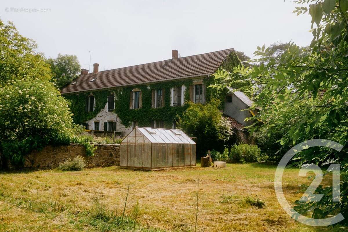 Maison à MOURON-SUR-YONNE