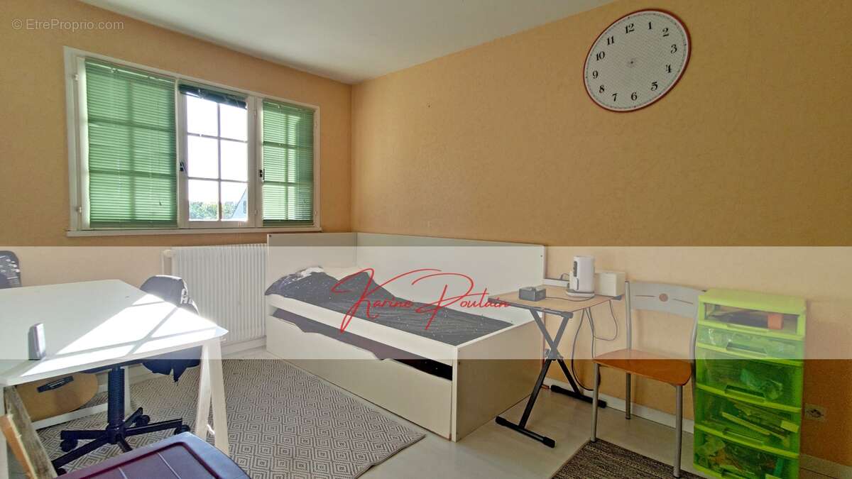 Maison à AMBARES-ET-LAGRAVE