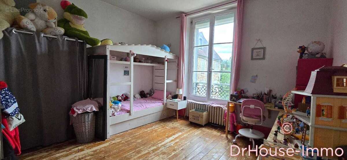 Maison à FAREMOUTIERS