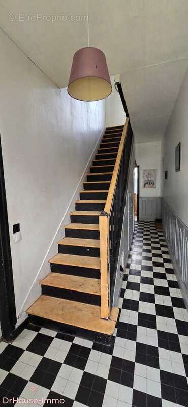 Maison à FAREMOUTIERS