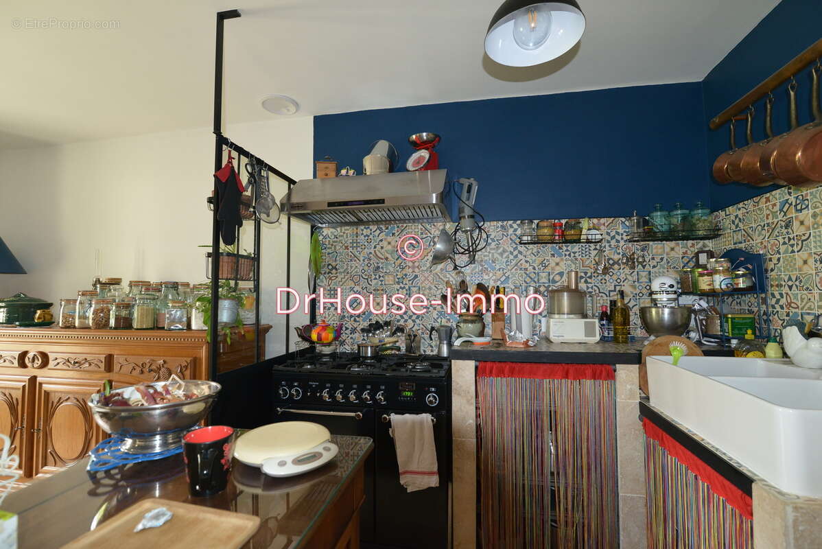 Maison à SAINT-VICTOR-LA-COSTE